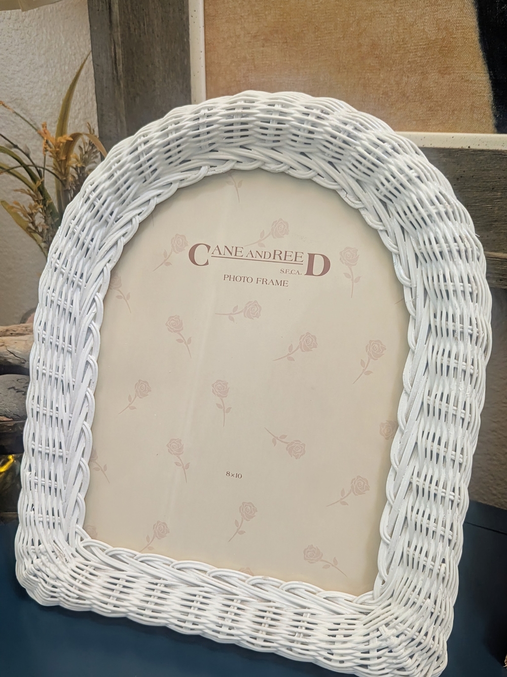 White Wicker Photo Frame - Picture 2 of 4